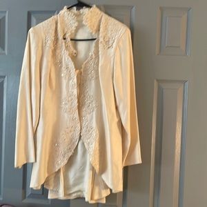 Vintage jacket handmade needs some work on buttons   Pearl design